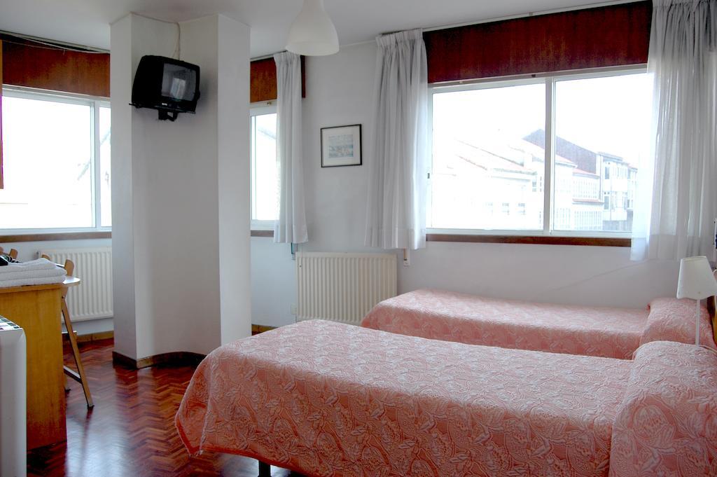 Hostal Charo II Santiago de Compostela Exterior photo